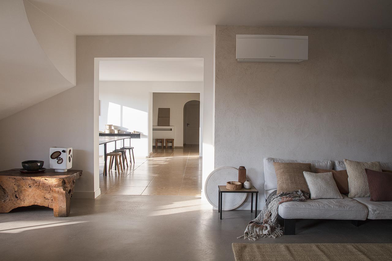 Daikin Wall Mounted – Emura ( White - Black - Silver ) FTXJ-AW + RXJ-A9