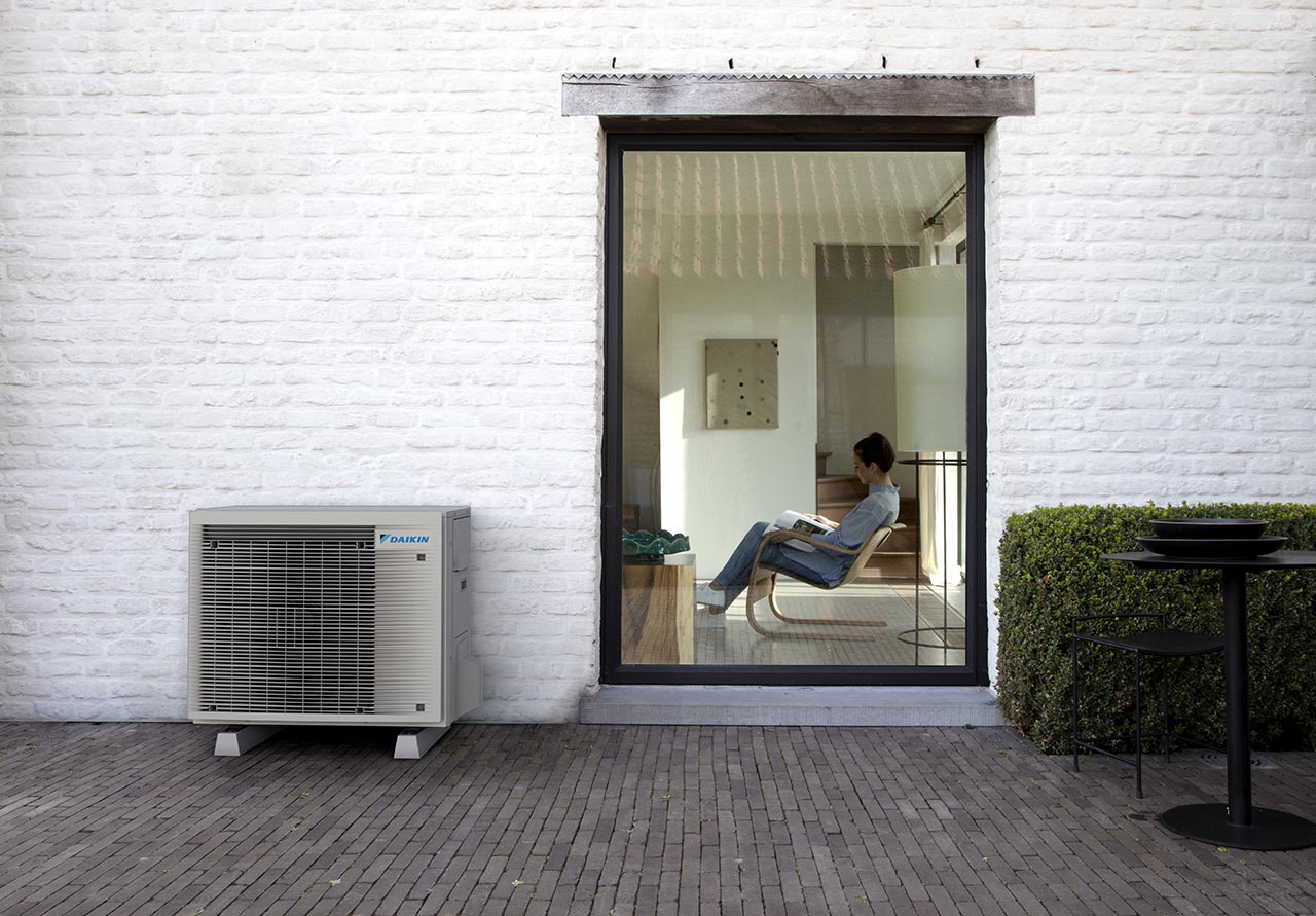 Daikin Wall Mounted – Emura ( White - Black - Silver ) FTXJ-AW + RXJ-A9